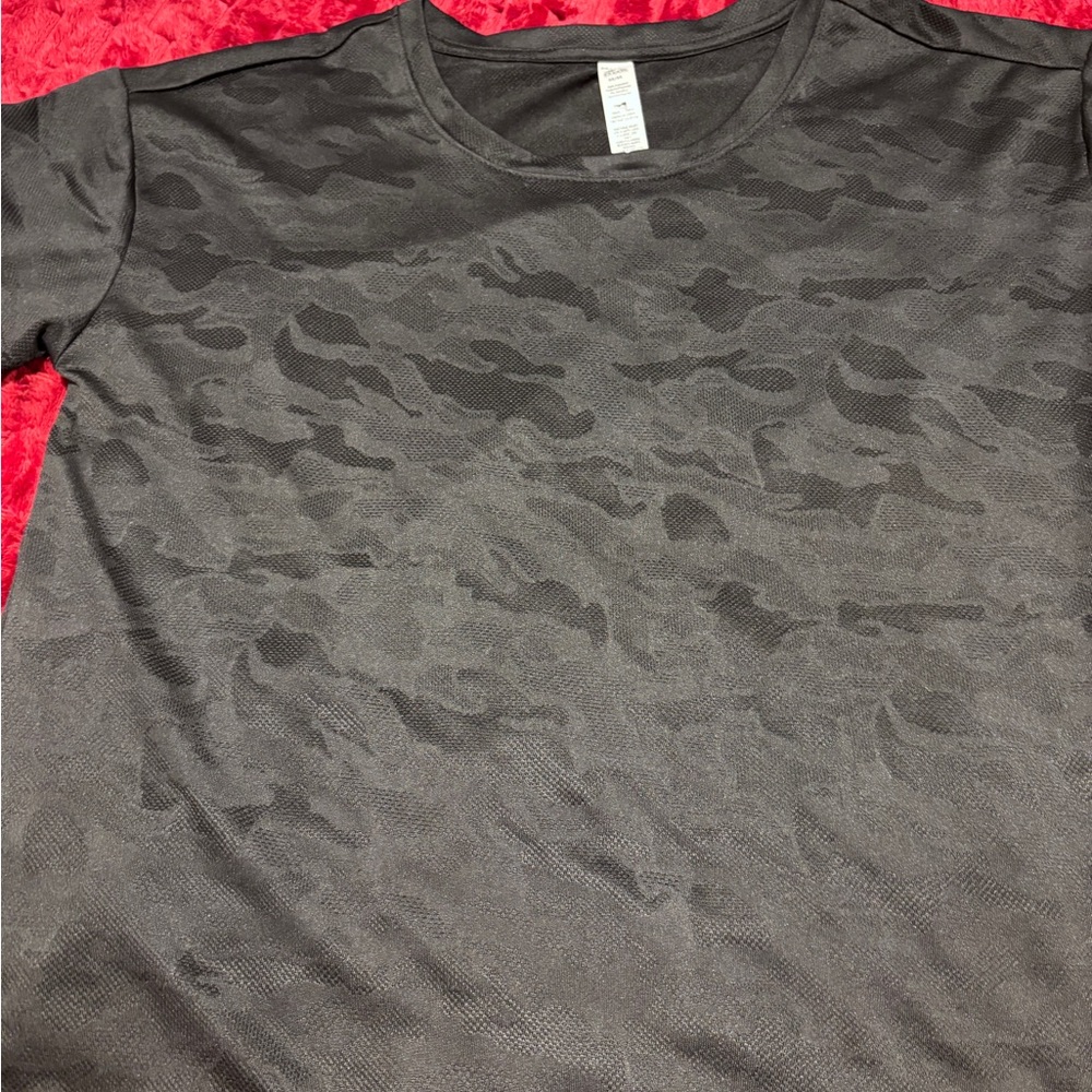 RBX Unisex Black Camouflage Performance Moisture Wicking Medium Crew Neck Shirt